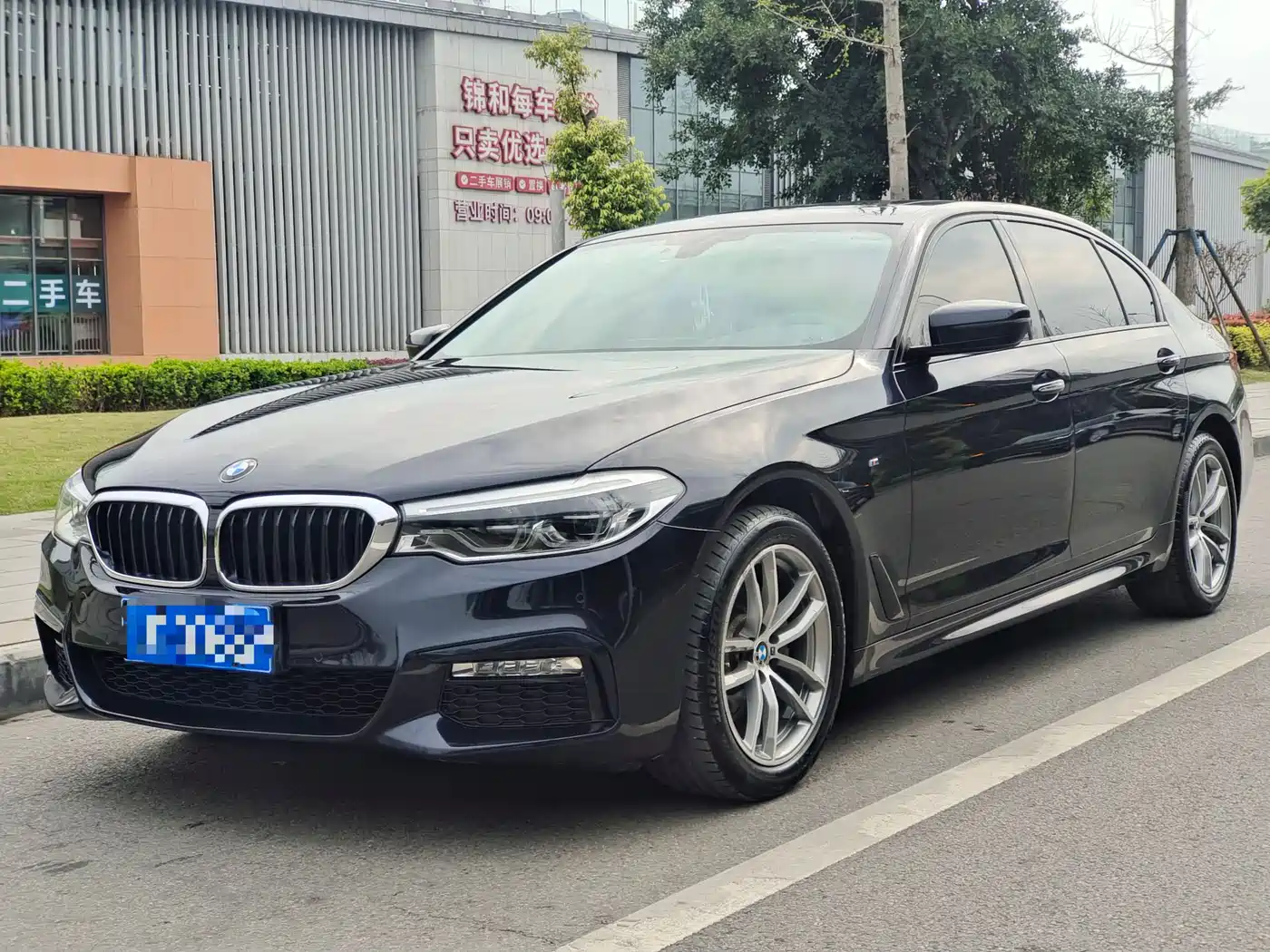 BMW 5 Series 2018 525Li M Sport Package