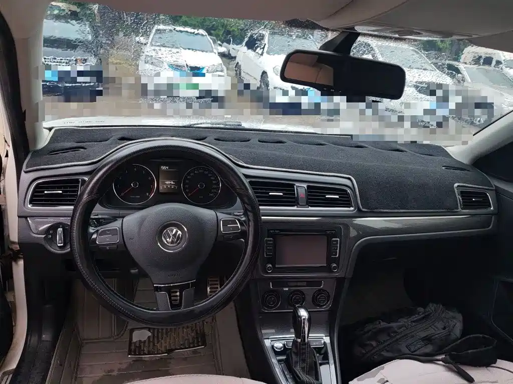 Volkswagen Gran Lavida 2014 1.6L Auto фото 13