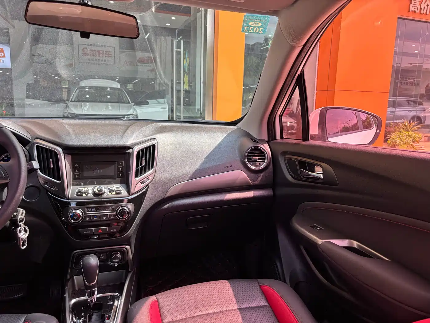 Changan CS15 2018 2016 1.5L Automatic Fashion