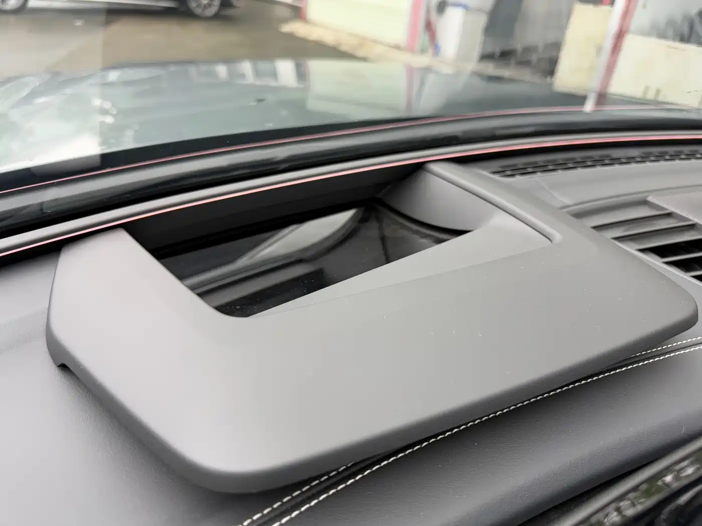 Фото 13 - Audi A6L