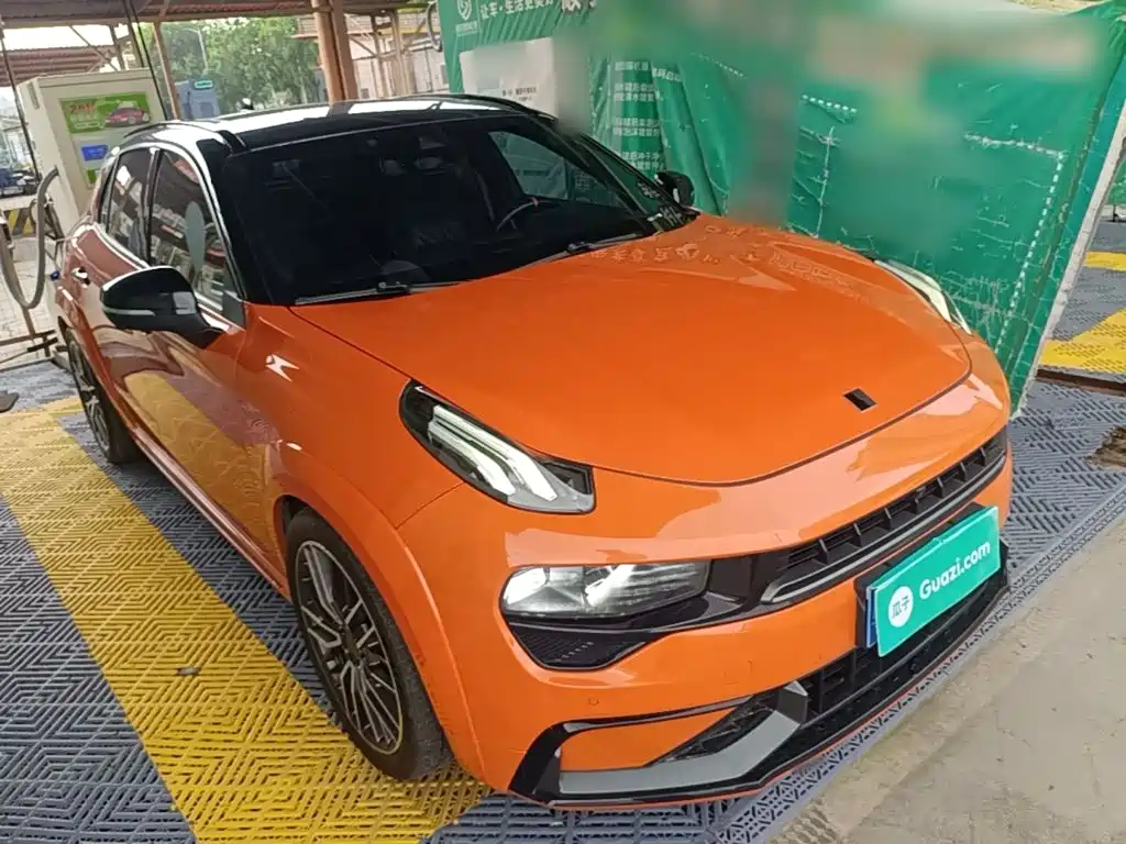 Фото 4 - Lynk & Co 02 Hatchback