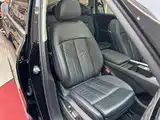 Photo 43 - Audi Q6