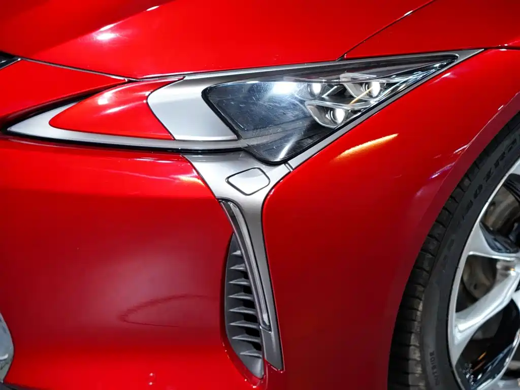 Photo 51 - Lexus LC