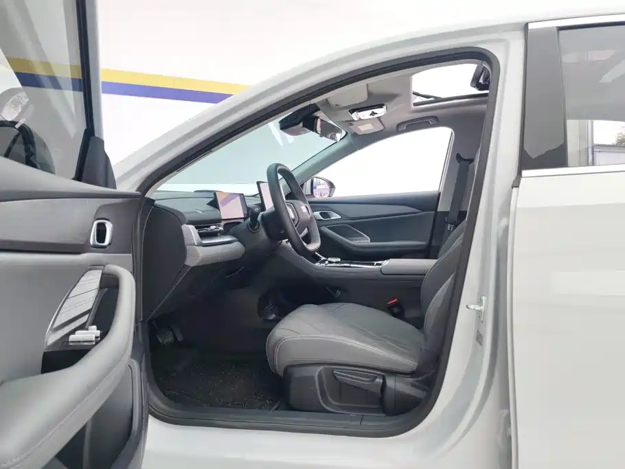 Geely Galaxy Galaxy A7 2025 2025 EM-i 150km Premium Edition