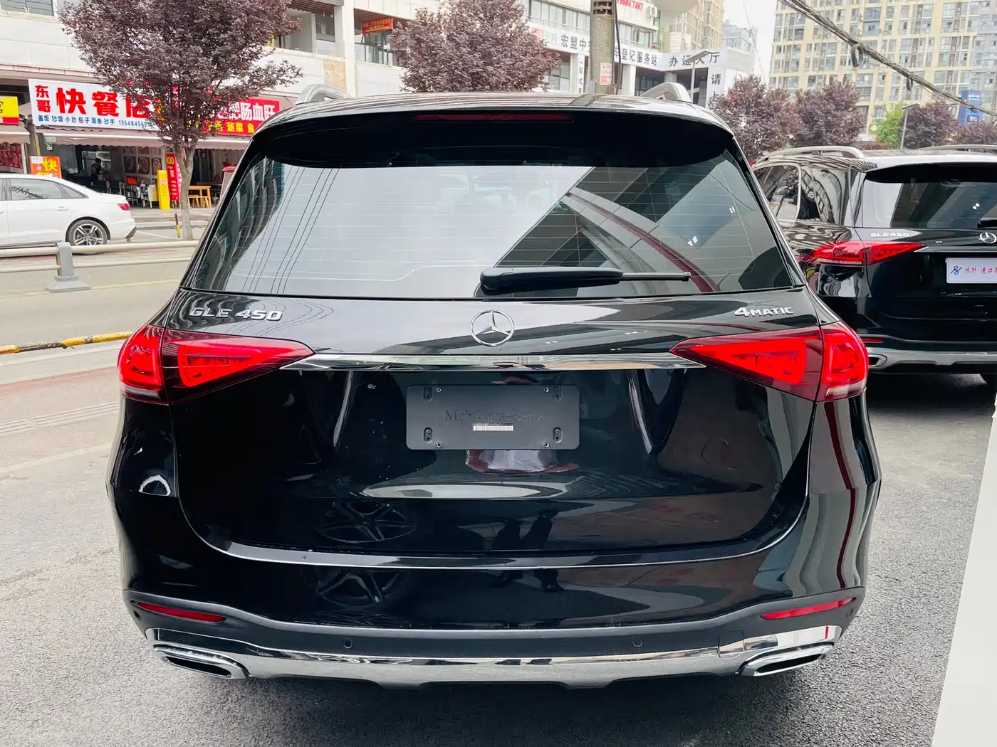 Mercedes-Benz GLE 2023 GLE 450 4MATIC Fashion фото 19