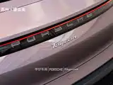 Photo 8 - Porsche Taycan