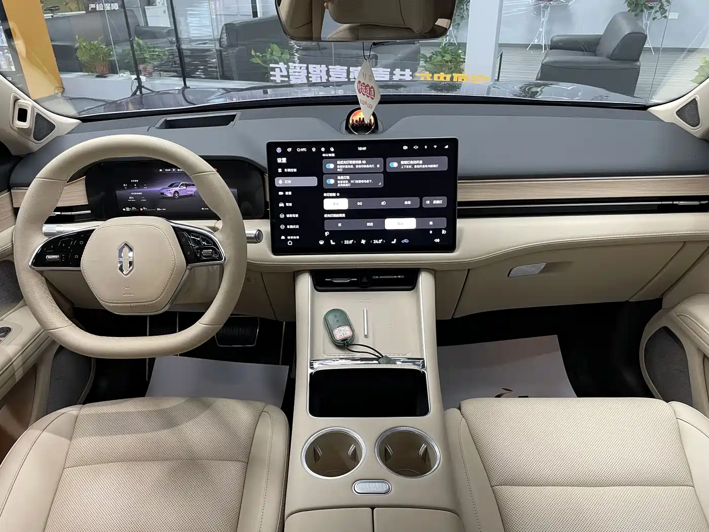AITO Wenjie AITO M5 2025 Extended Range Ultra AWD фото 7