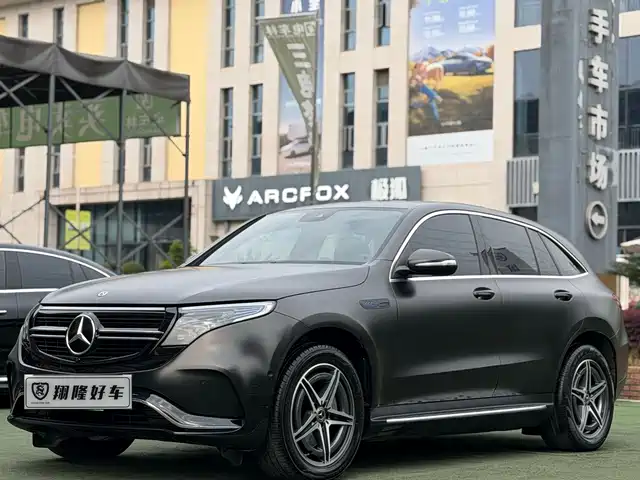 MERCEDES-BENZ EQC