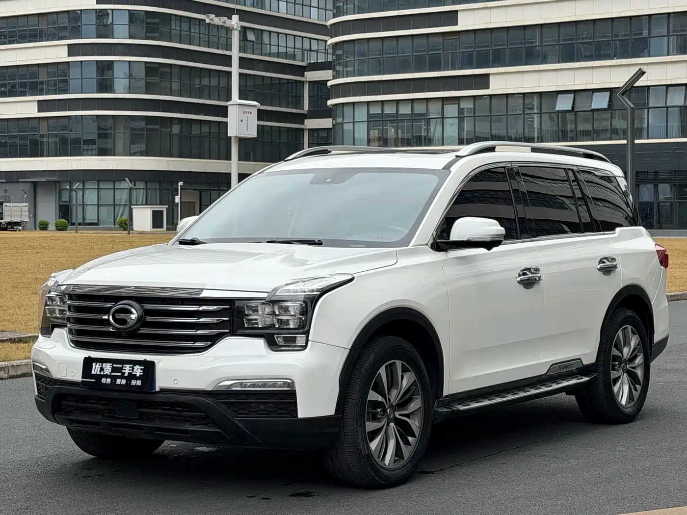 GAC Trumpchi Trumpchi GS8 2017 320T 2WD Premium (7-seater)