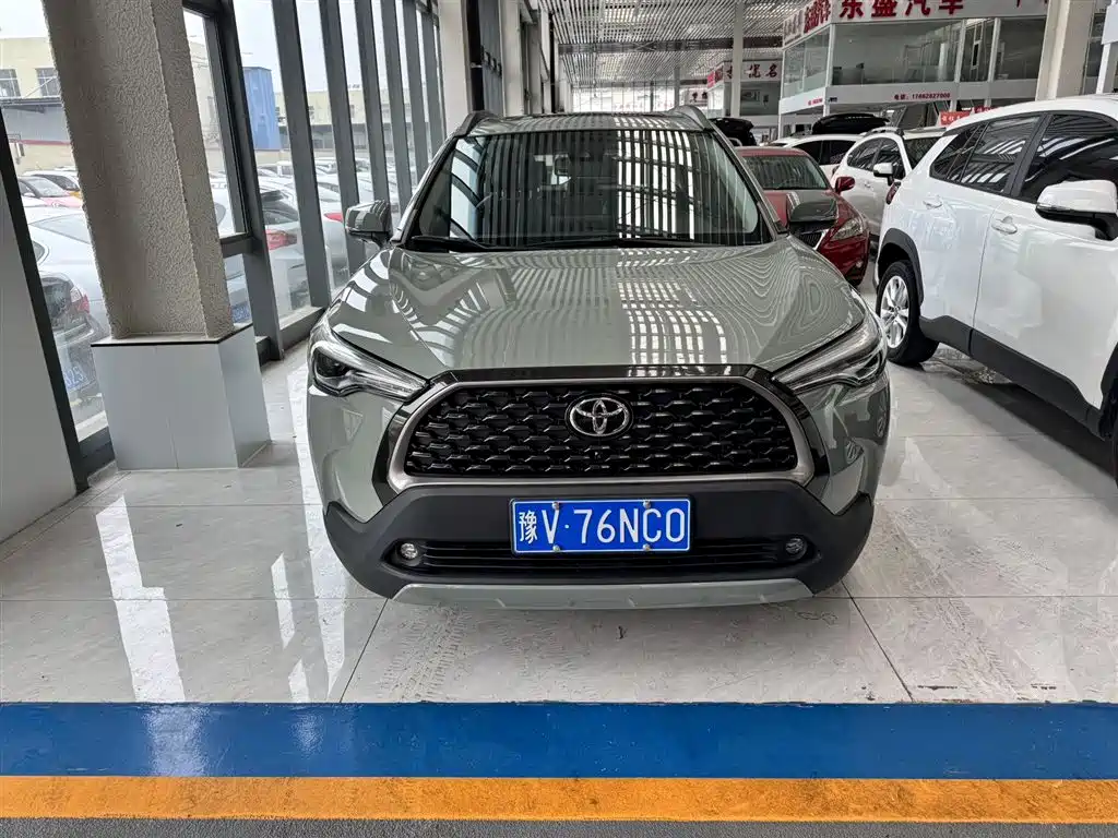 Toyota Corolla Cross 2022 2.0L Flagship Edition фото 2