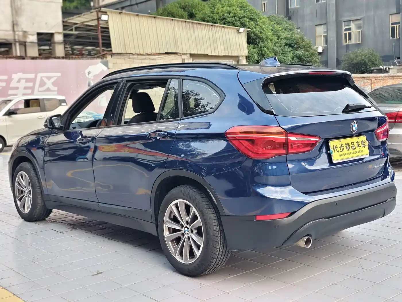 Фото 22 - BMW X1