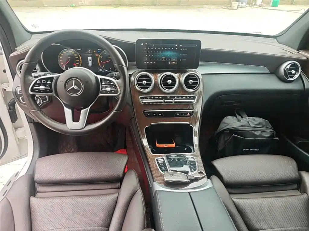 Mercedes-Benz GLC 2020 Facelift GLC 300 L 4MATIC Dynamic фото 10