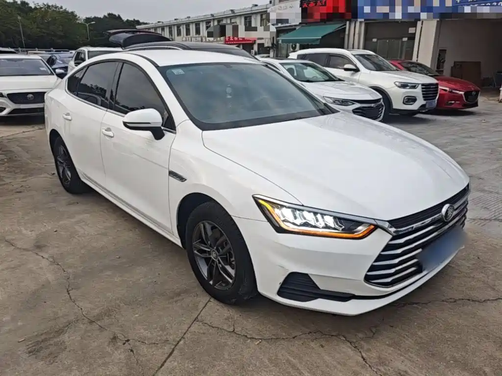 BYD Qin Pro 2021 2020 Surpass Edition 1.5TI Automatic Premium