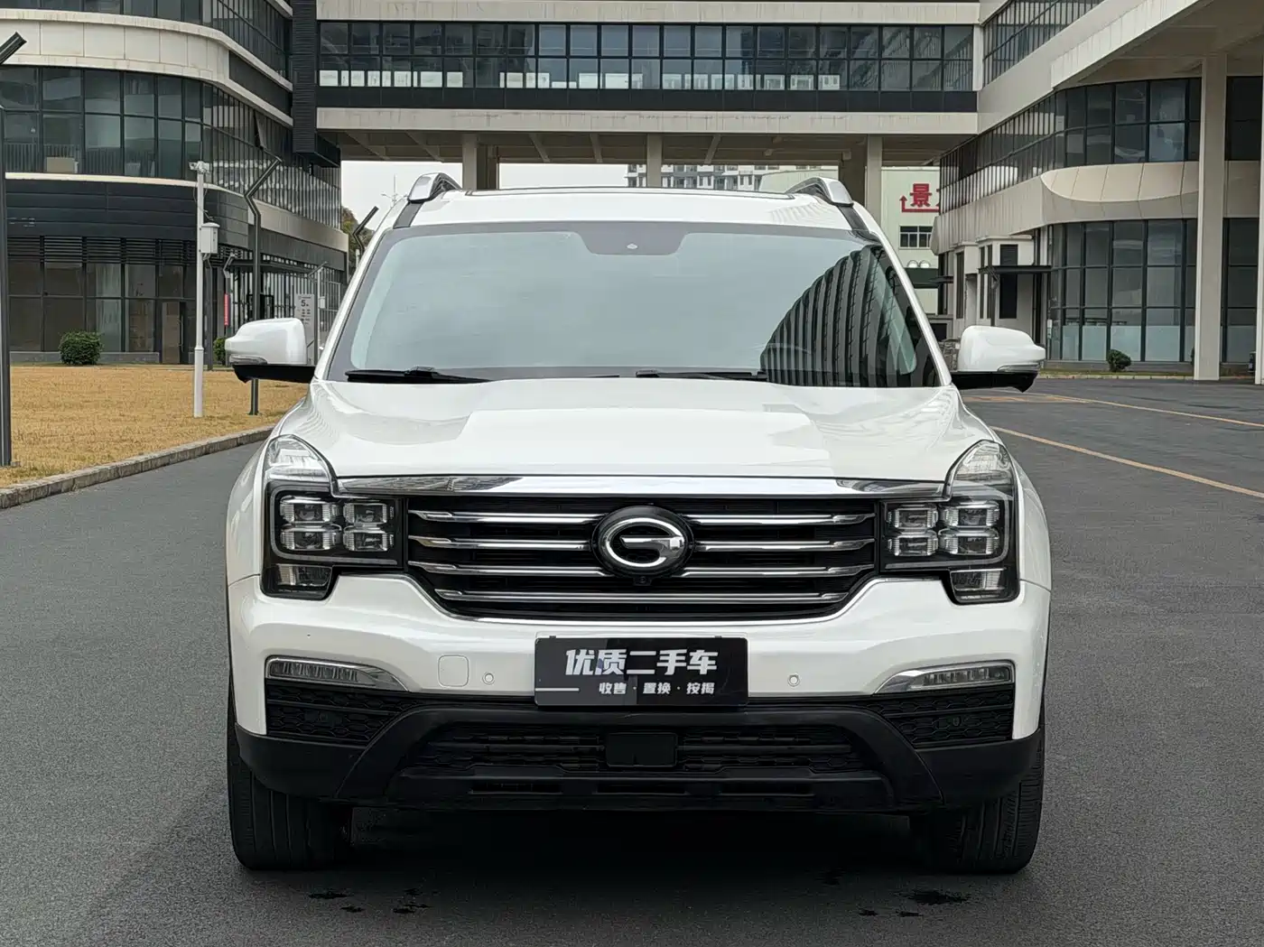 GAC Trumpchi Trumpchi GS8 2017 320T 2WD Premium (7-seater) фото 2