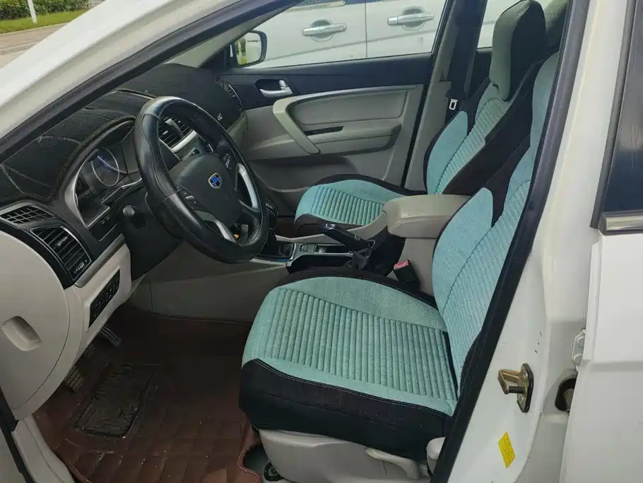 Geely Emgrand 2014 2014 Sedan 1.5L Manual Elite
