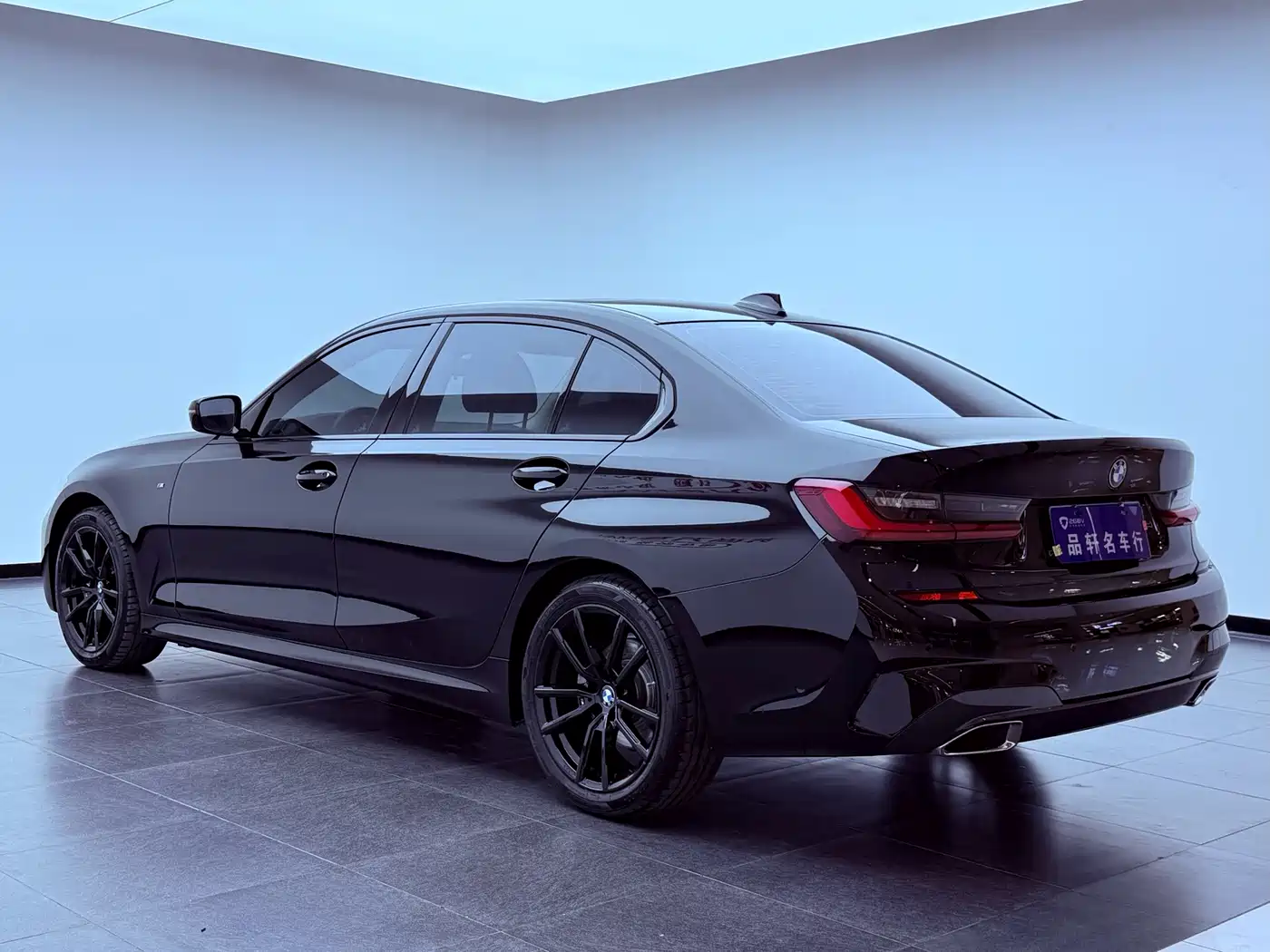BMW 3 Series 2022 325Li M Sport Package фото 4