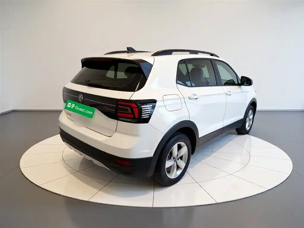 VOLKSWAGEN TU KAI