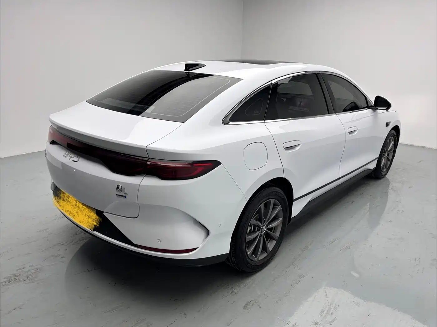 BYD Qin L 2025 EV 470KM Leading Edition фото 4