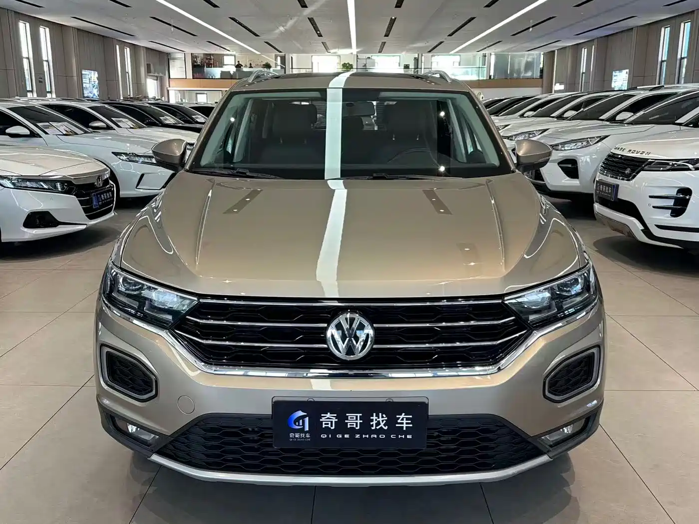 Volkswagen T-ROC 2019 280TSI DSG 2WD Comfort Type China V фото 2