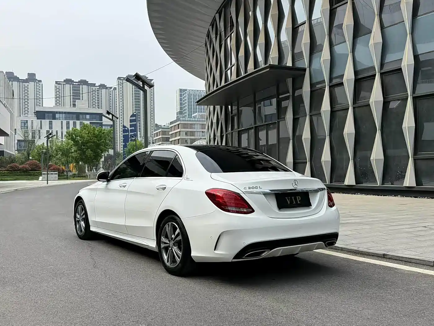 Mercedes-Benz C-Class 2017 C 200 L Sport фото 9