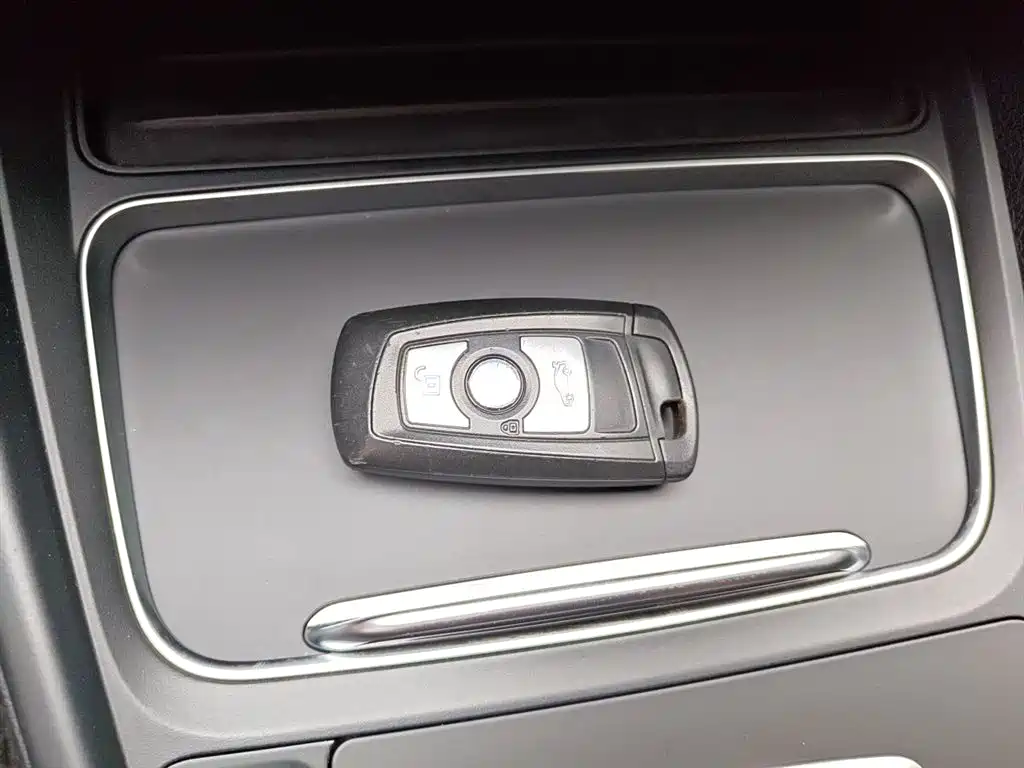 BMW 3 Series 2019 320Li Fashion Type фото 12