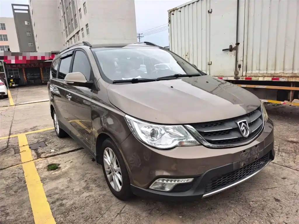 Baojun 730 2014 2014 1.5L Manual Comfort 7-seater