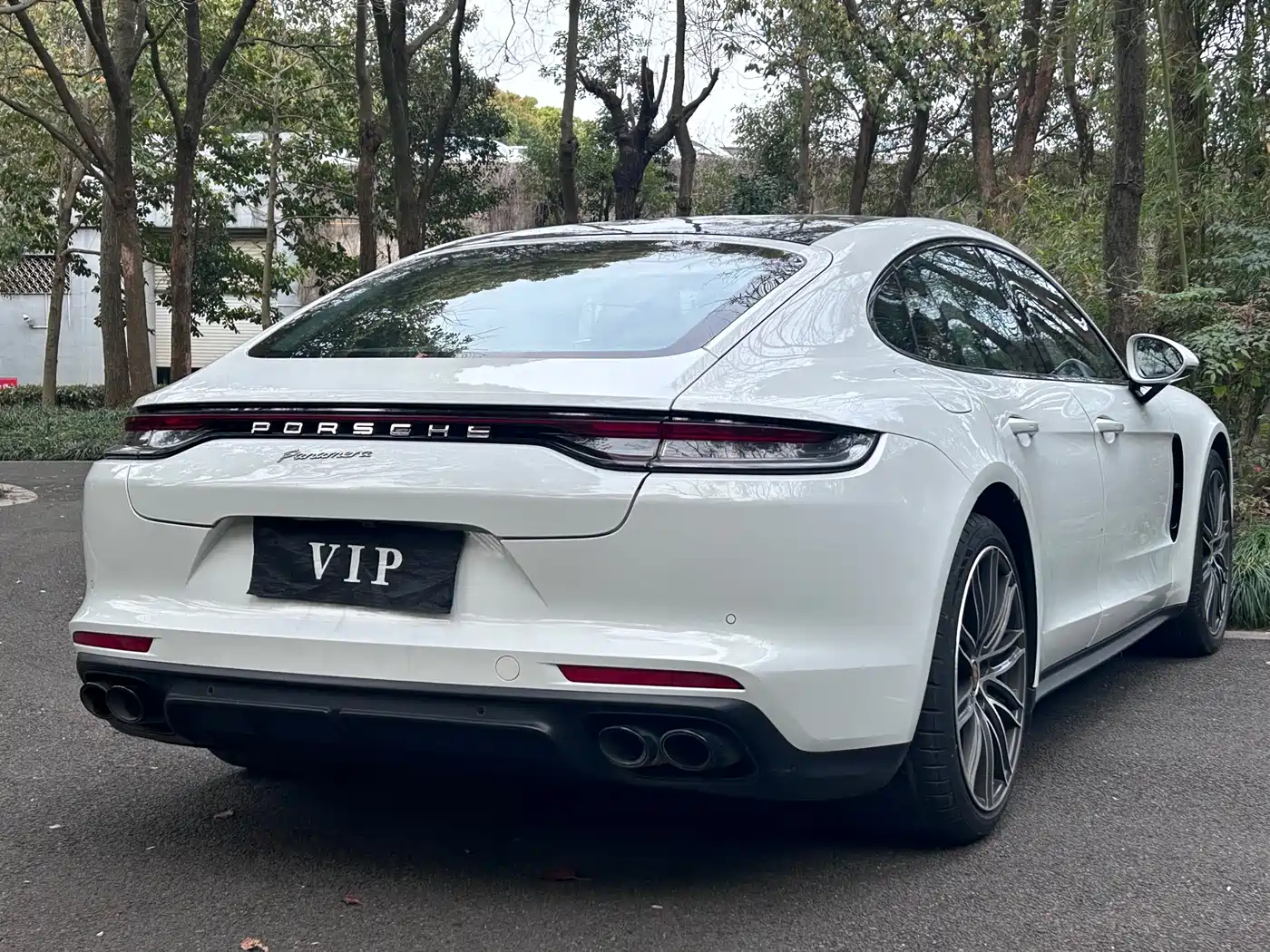 PORSCHE PANAMERA