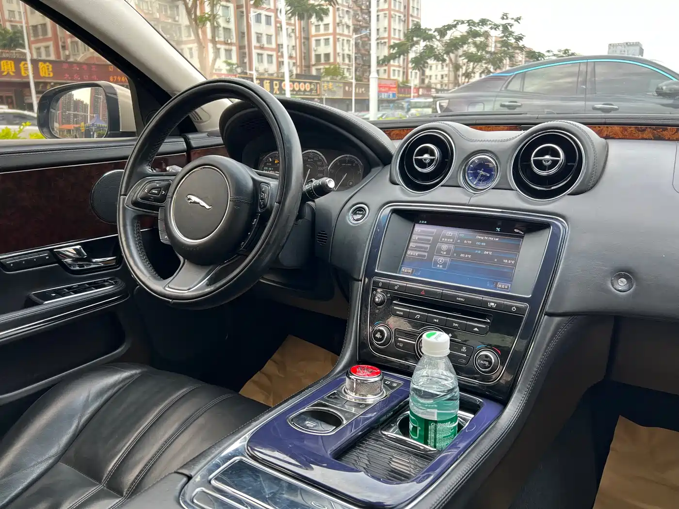 Jaguar XJ 2013 2012 XJL 3.0 Panorama Business