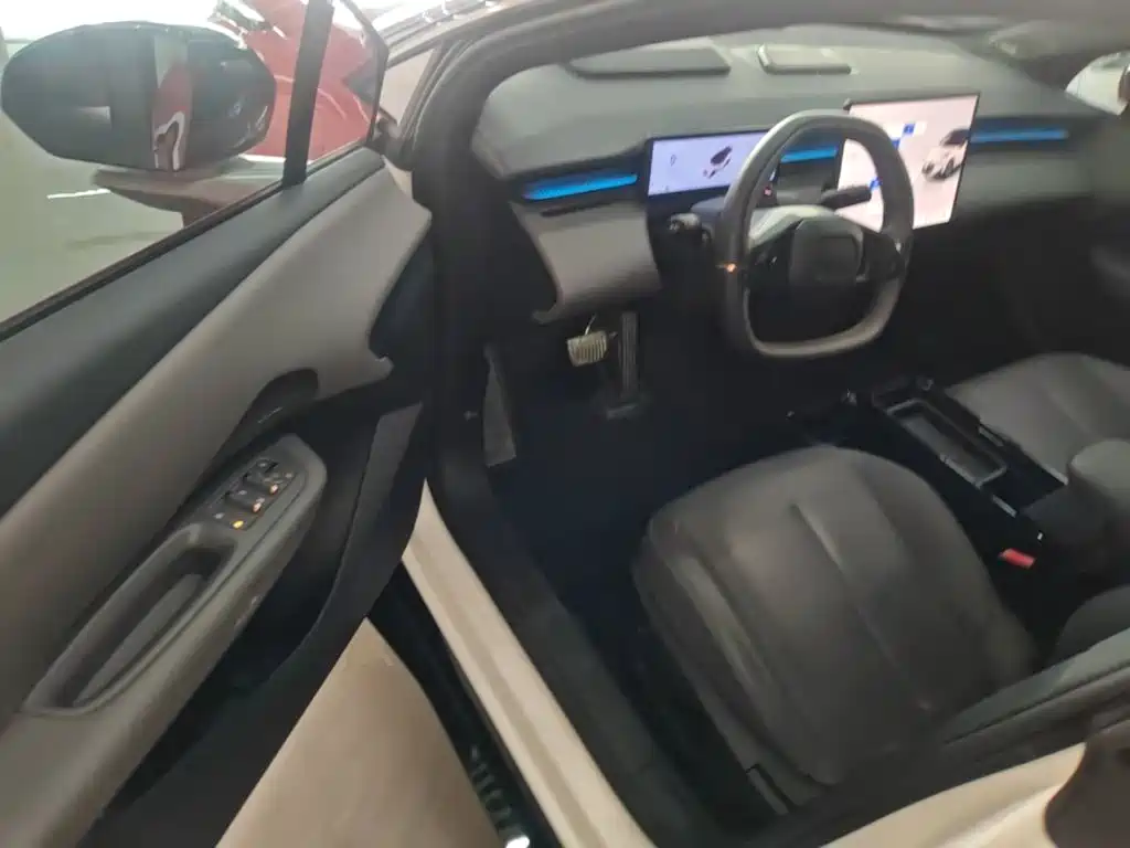 Photo 16 - Lynk & Co Z20