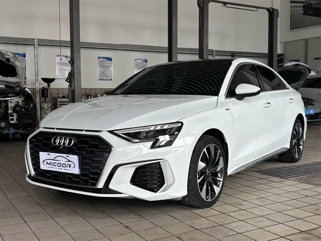 Audi A3 2023 Facelift A3L Limousine 35 TFSI Fashion Sport