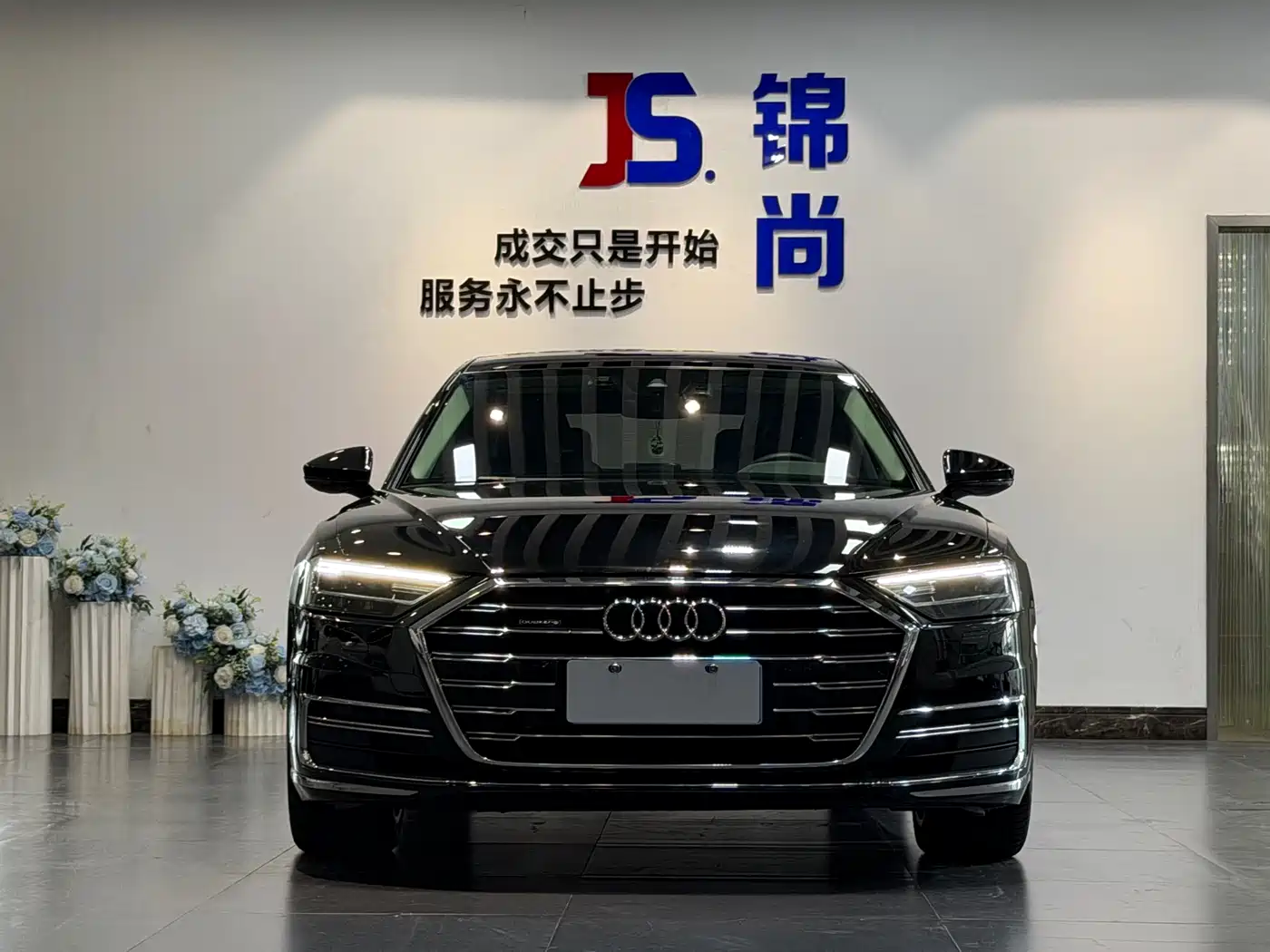 Audi A8 2022 A8L 50 TFSI quattro Comfort Collector's Edition фото 2