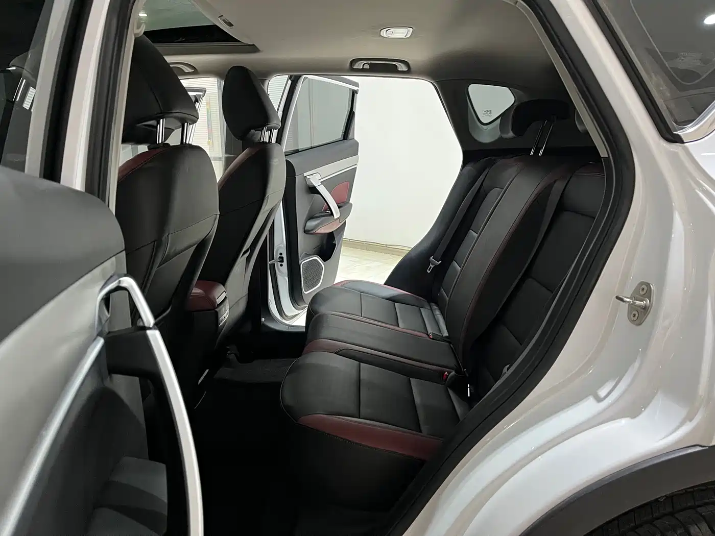 GEELY AUTOMOBILE BINYUE