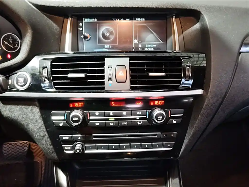 BMW X4 2014 xDrive20i X Design Package фото 13