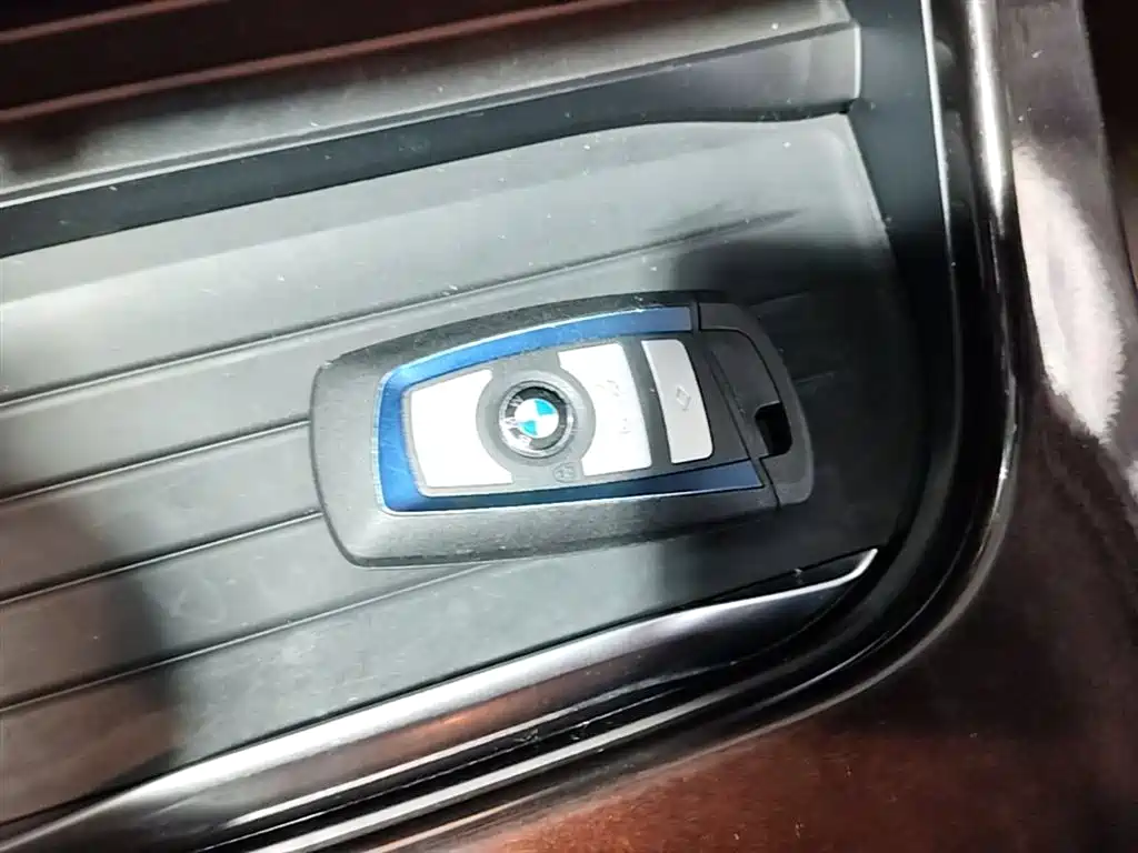 BMW X4 2014 xDrive20i X Design Package фото 9