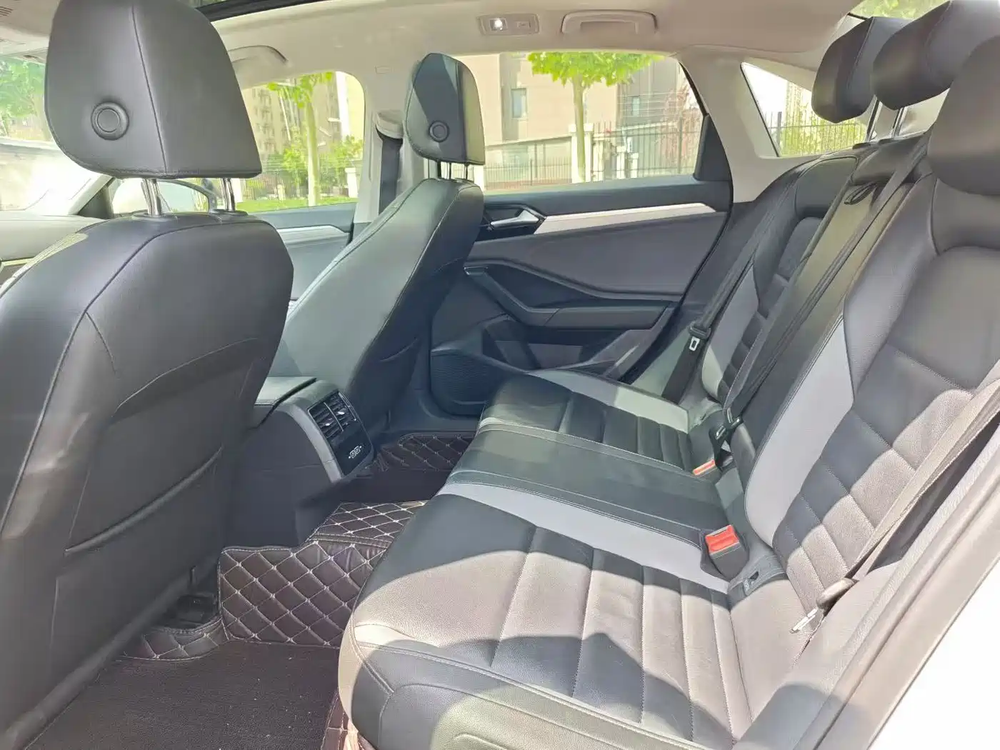 Volkswagen Sagitar 2019 280TSI DSG Comfort Edition China VI фото 6