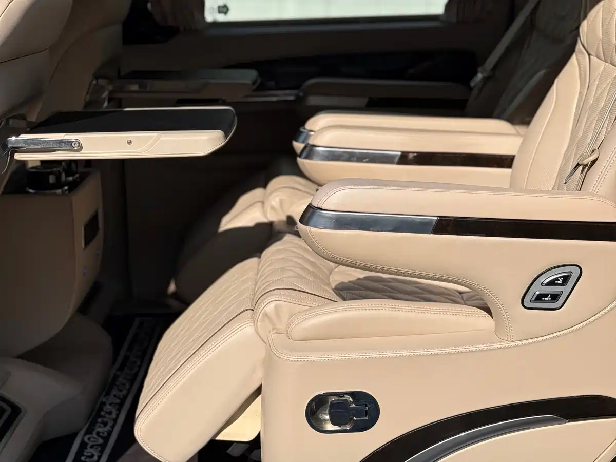 Mercedes-Benz Vito 2021 2.0T Business Edition 7-seater фото 5