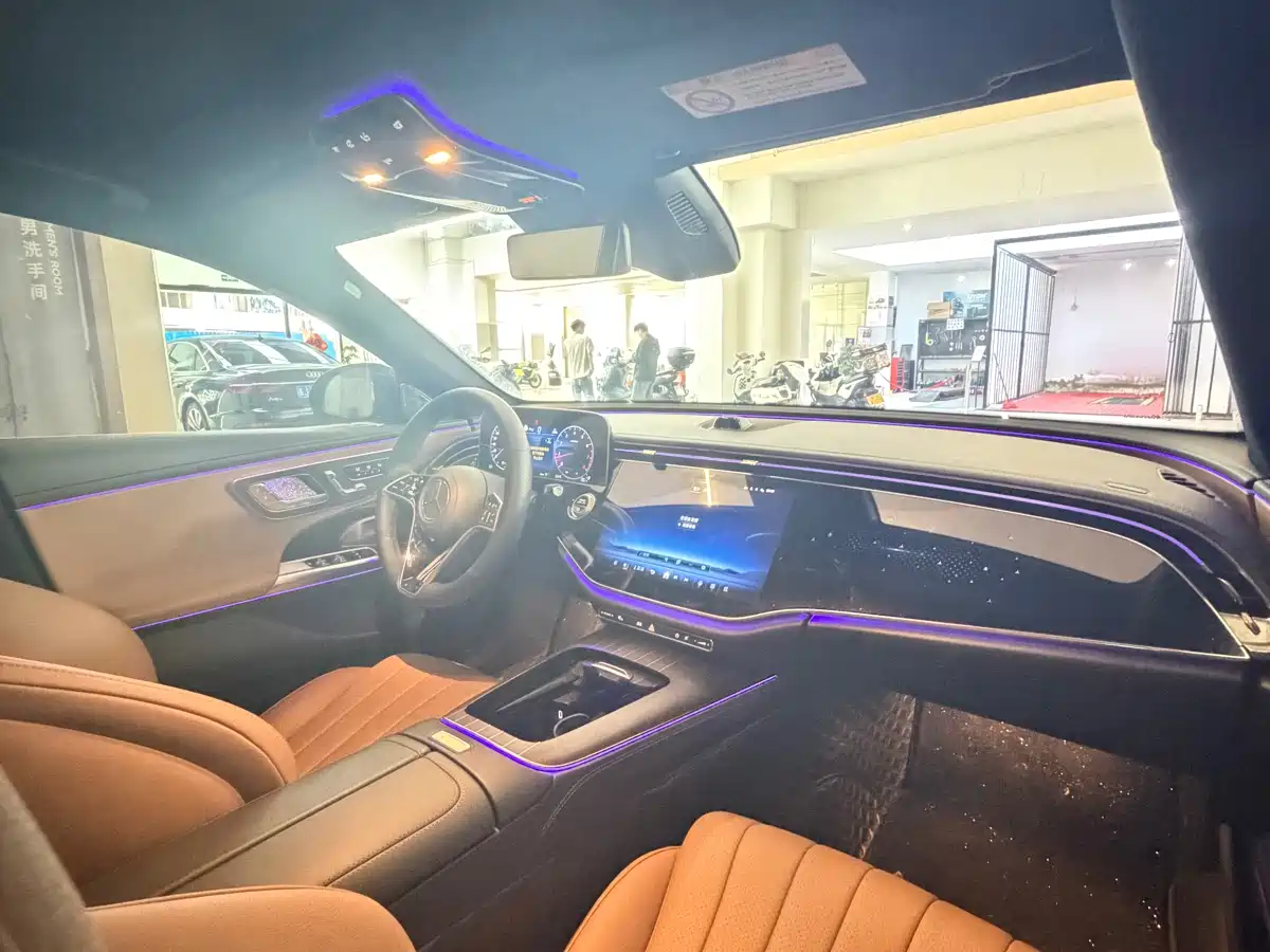 Mercedes-Benz E-Class 2024 Model E 300 L Luxury фото 12