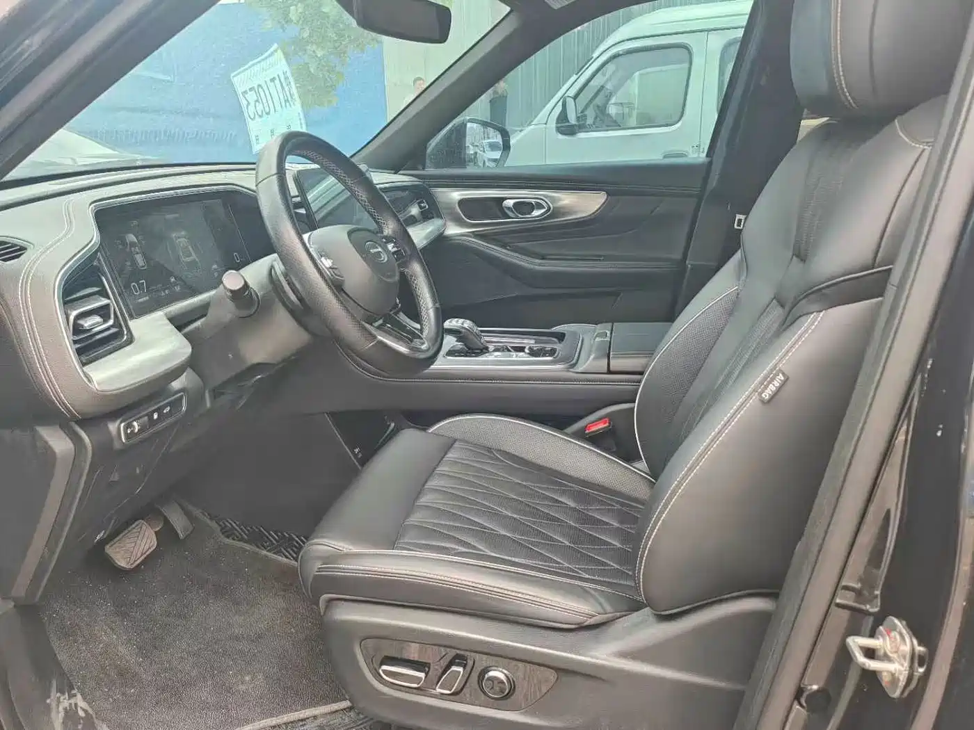 GAC Trumpchi Trumpchi GS8 2022 Pilot Series 2.0TGDI 2WD Luxury Smart Connect Edition (7-Seater) фото 4