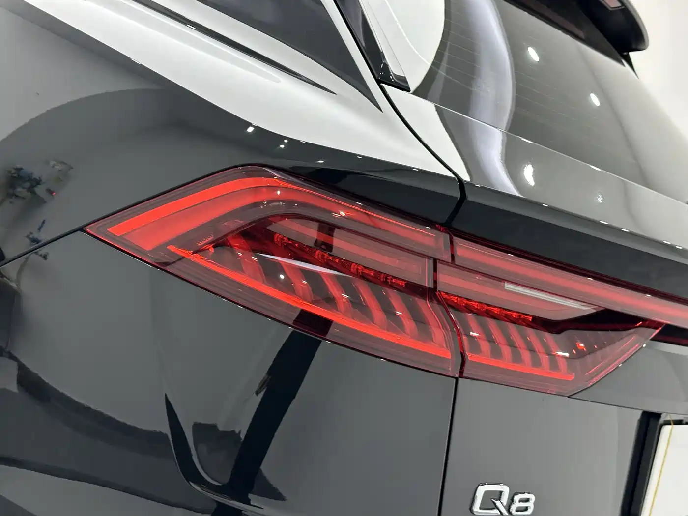 Audi Q8 2022 45 TFSI Luxury Dynamic фото 18