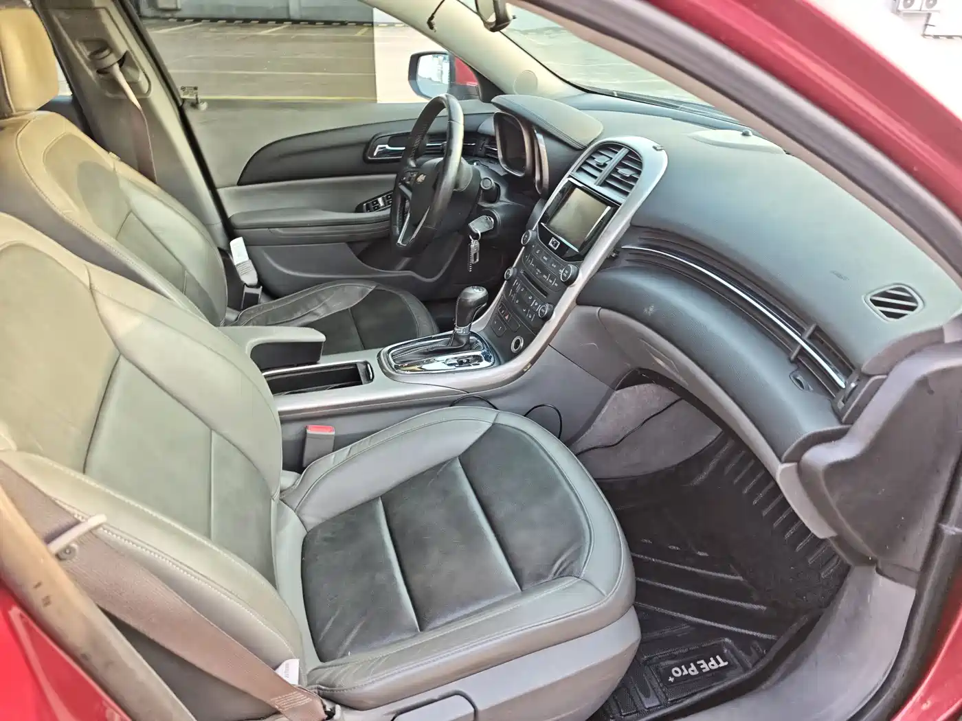 Chevrolet Malibu 2013 2.0L Automatic Luxury Edition фото 9