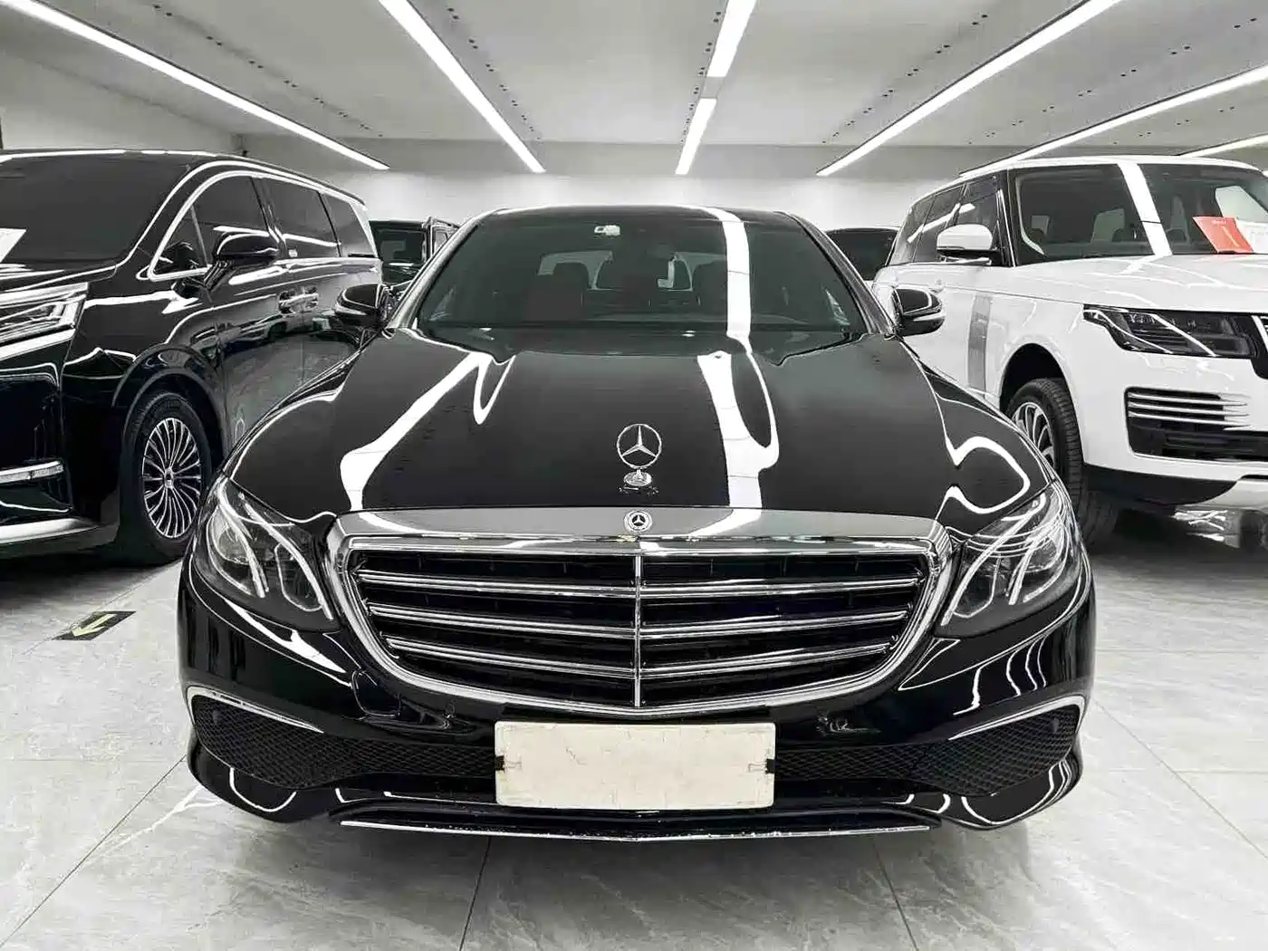 Mercedes-Benz E-Class 2018 E 200 Sport 4MATIC фото 2