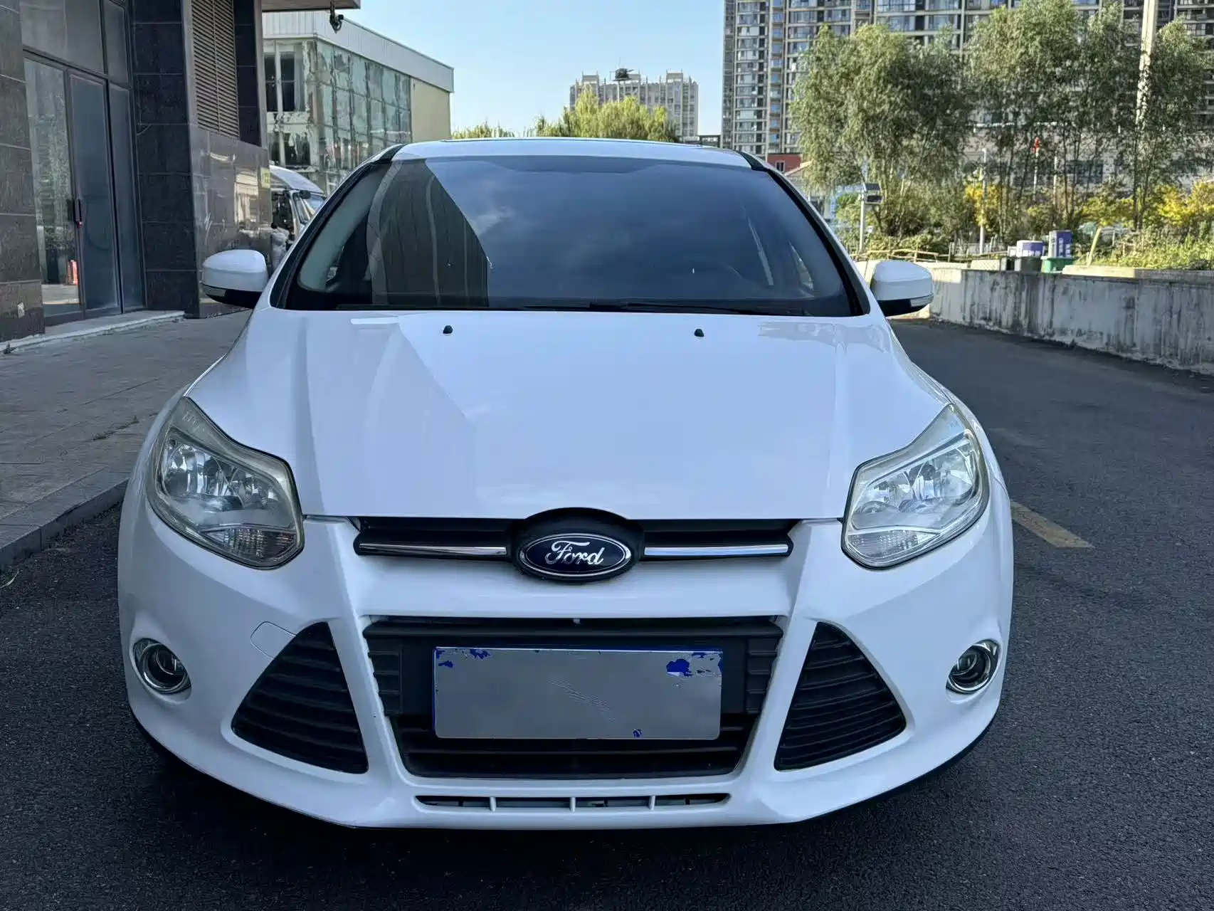 Фото 2 - Ford Focus
