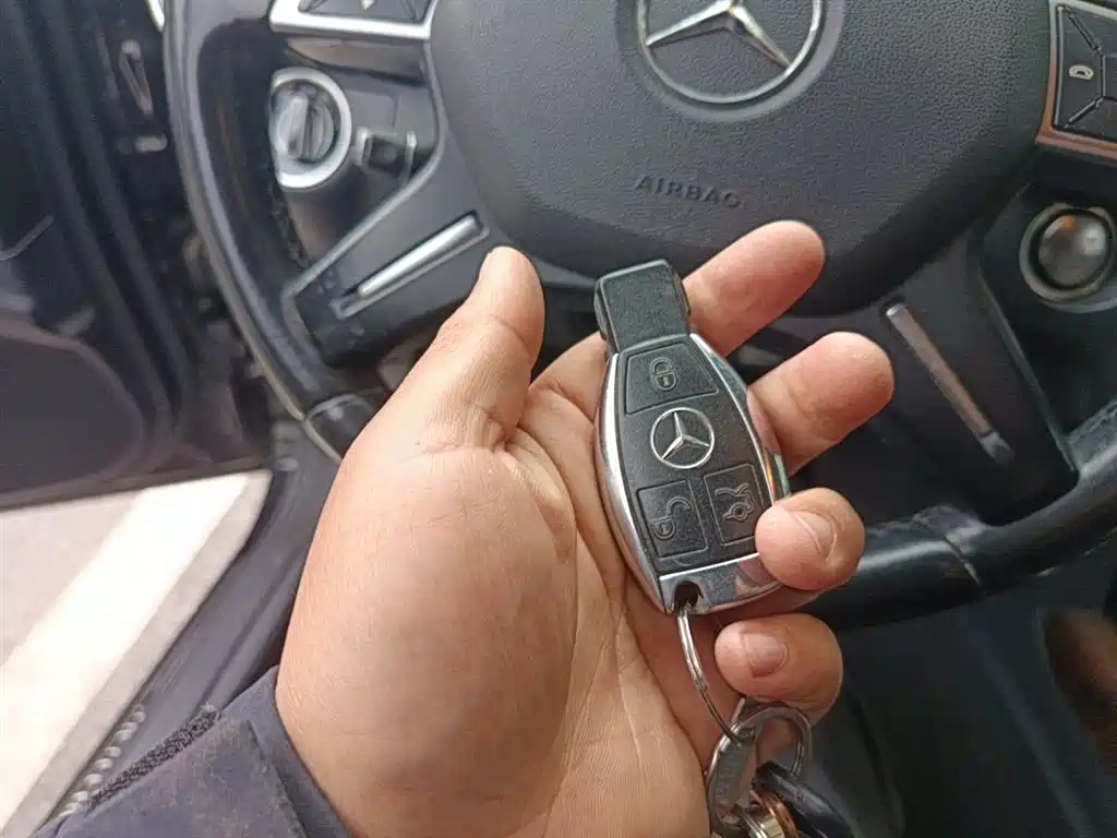 Mercedes-Benz E-Class 2015 E 320 L 4MATIC фото 12