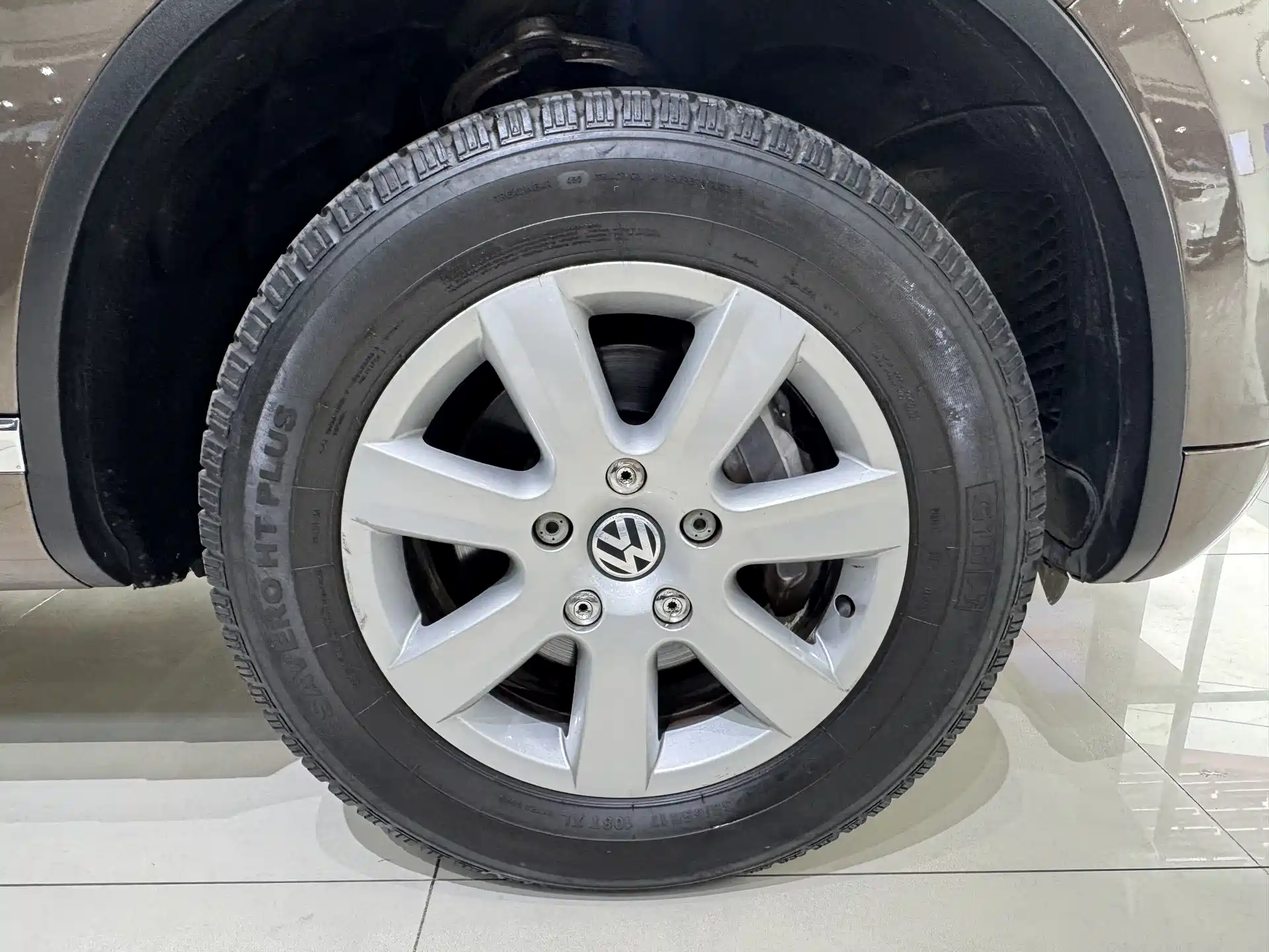Фото 6 - Volkswagen Touareg