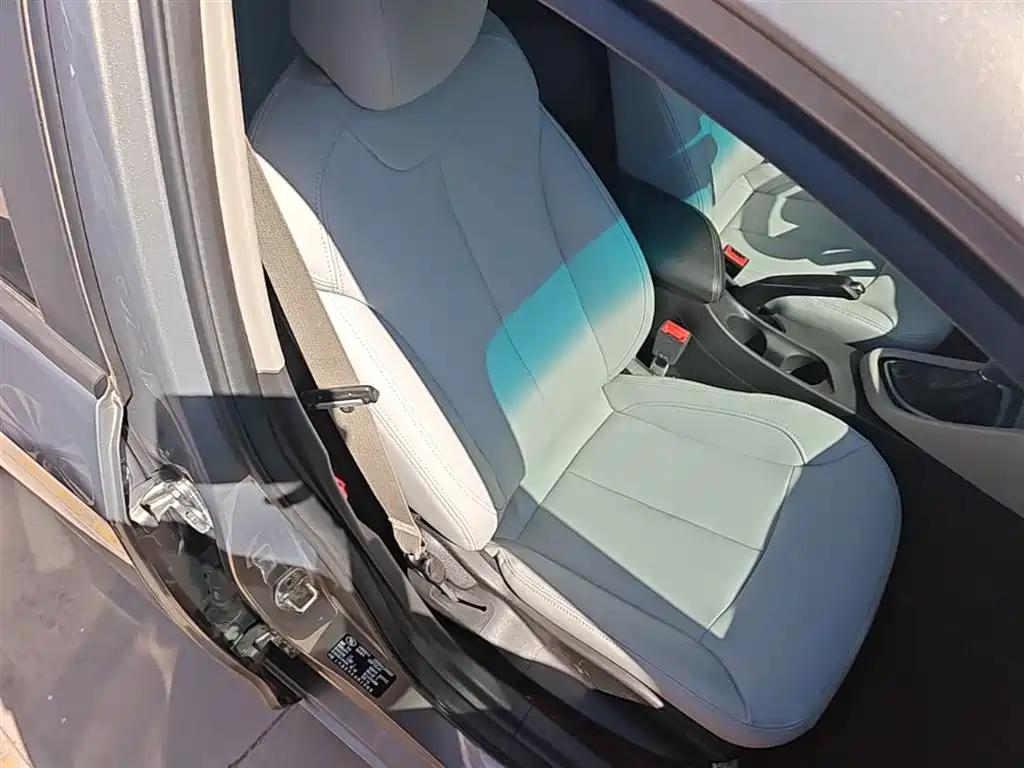 Buick Excelle 2018 15T DCT Progressive (China V) фото 25