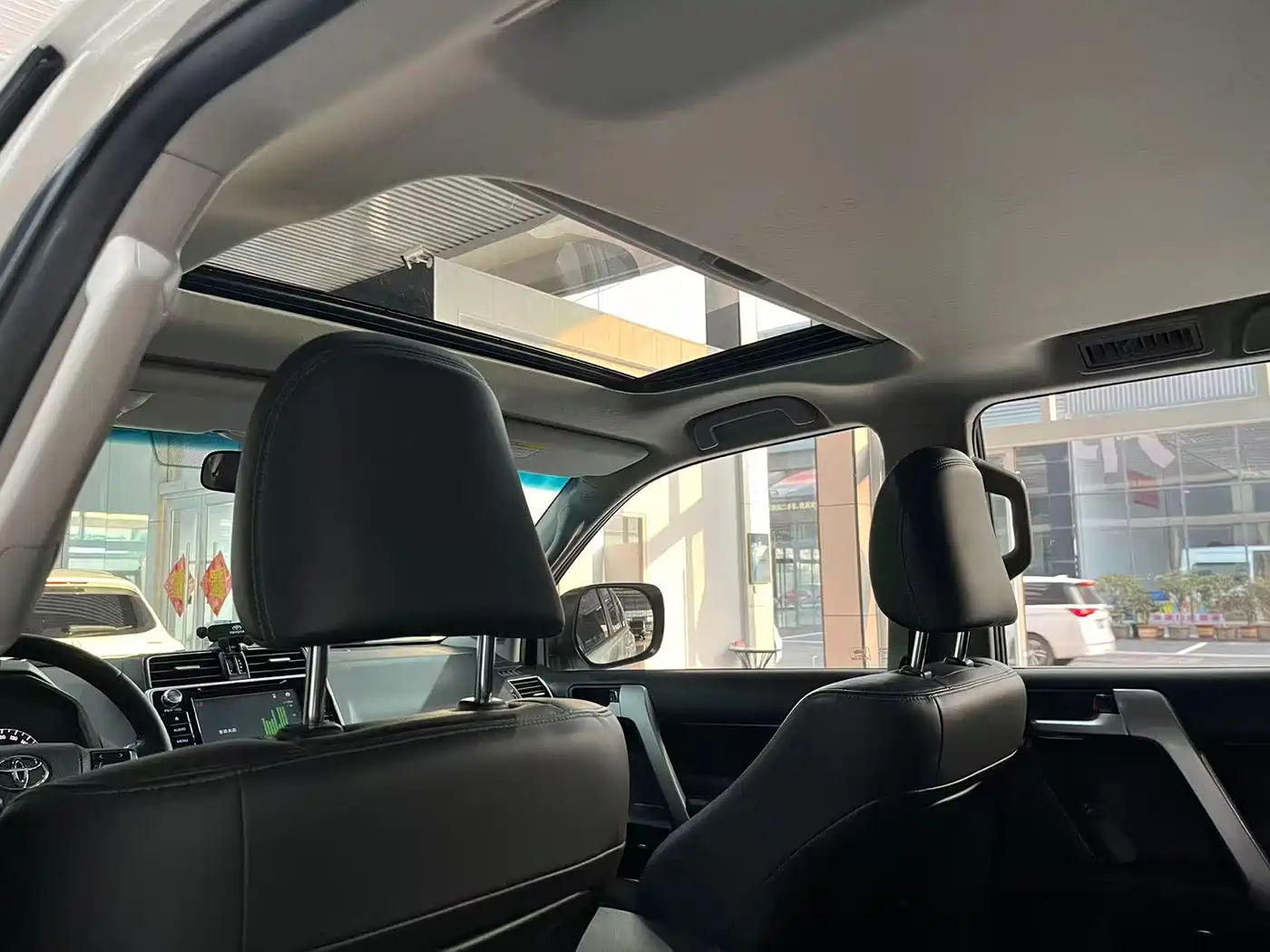 Toyota Prado 2018 3.5L Auto TX-L фото 18