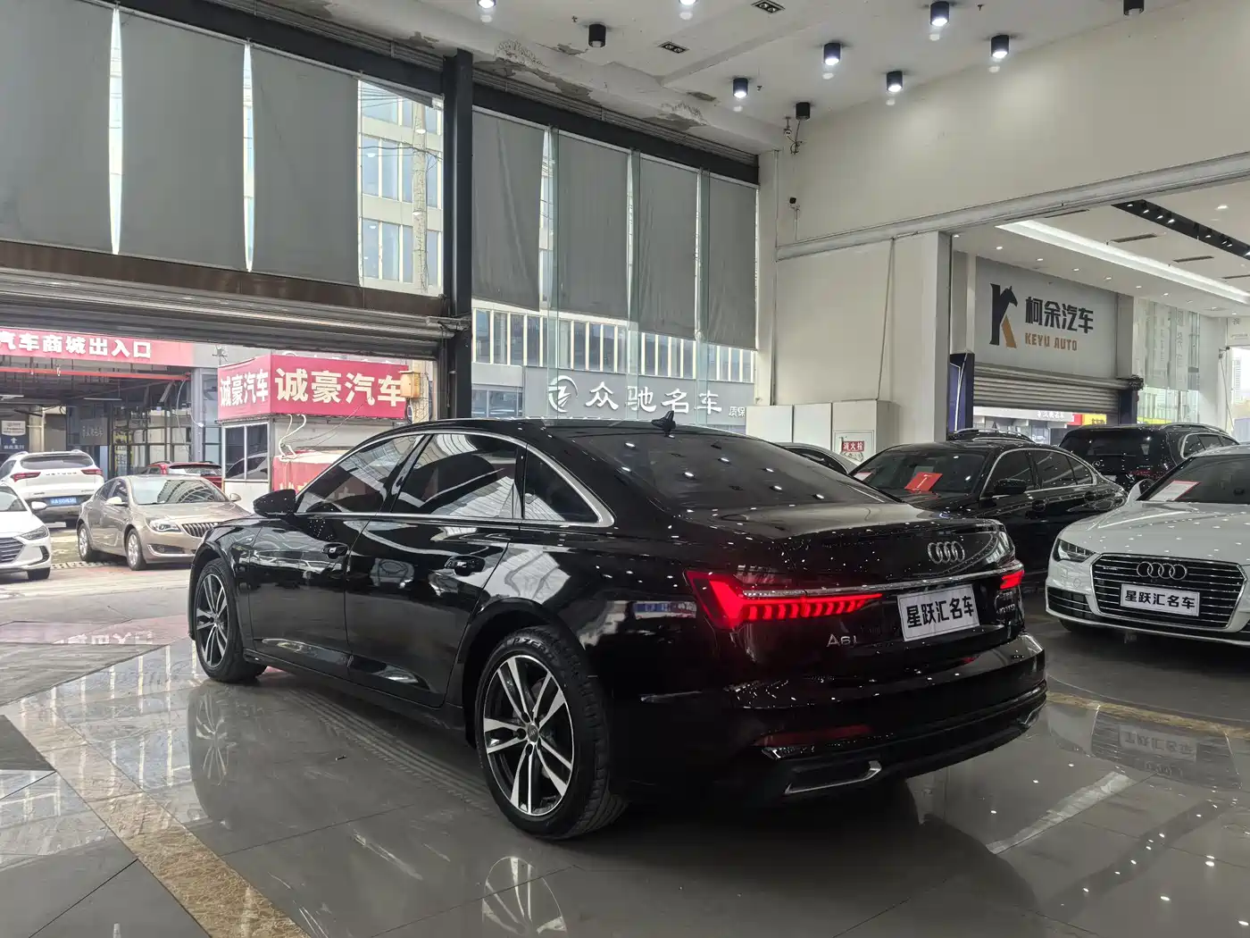 Audi A6L 2022 40 TFSI Luxury Dynamic фото 4