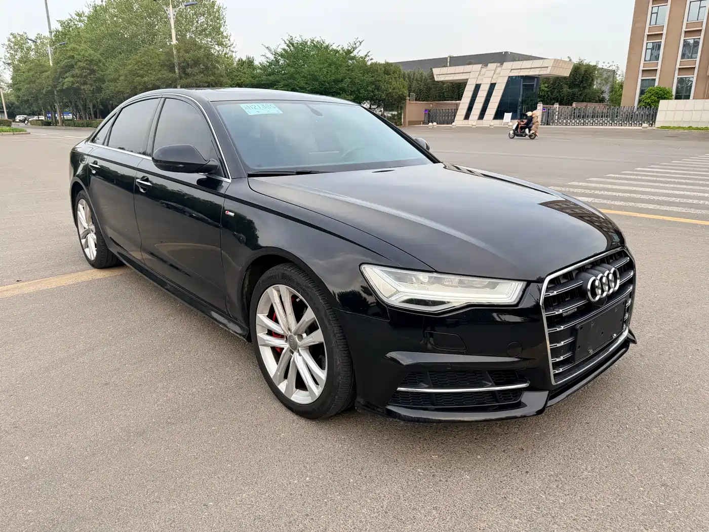 Audi A6L 2018 30th Anniversary 45 TFSI quattro Sport фото 3