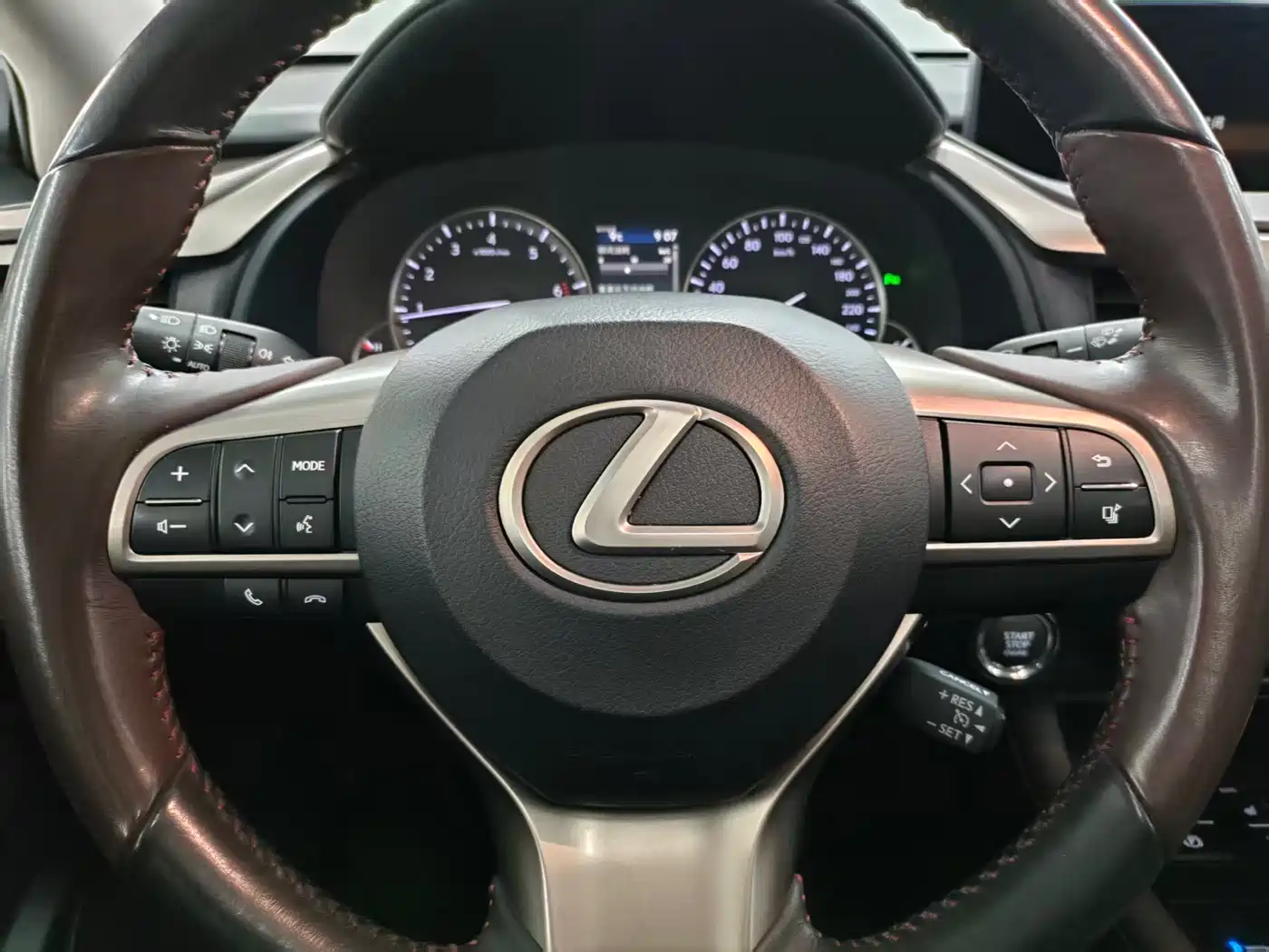 Lexus RX 2016 300 4WD Elegance Edition (China V) фото 15