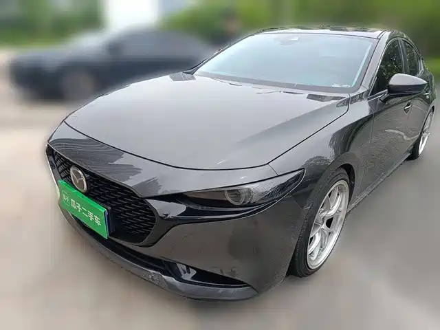 Mazda 3 Axela 2023
